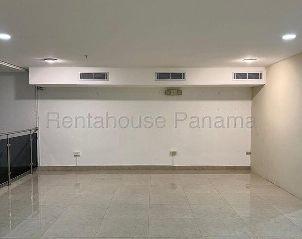 Commercial Property - Local en Crystal Plaza Mall